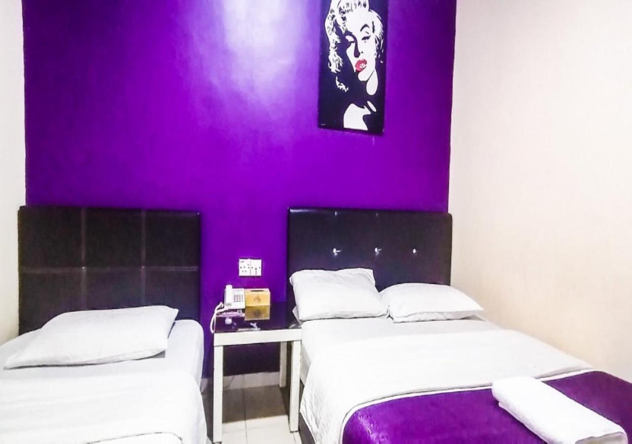 Biz Hotel Batu Pahat Eksteriør billede