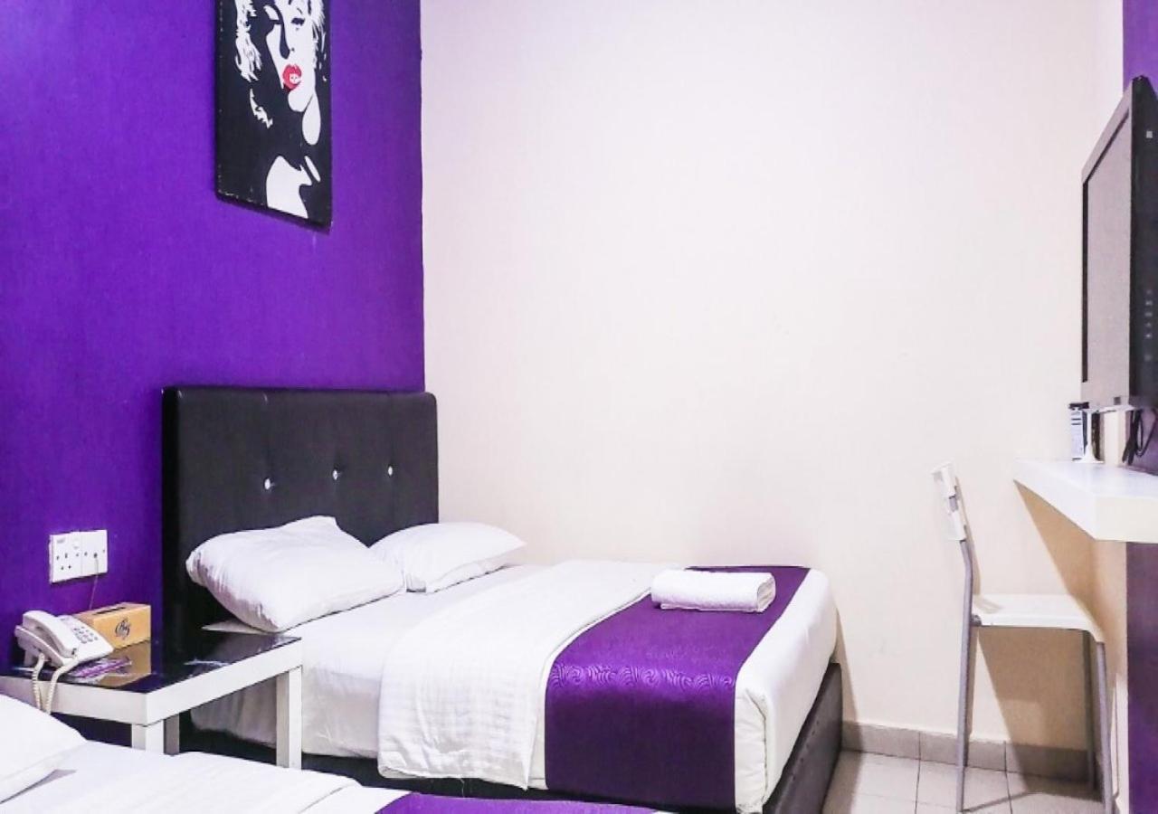Biz Hotel Batu Pahat Eksteriør billede