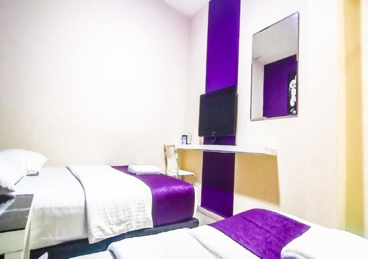 Biz Hotel Batu Pahat Eksteriør billede